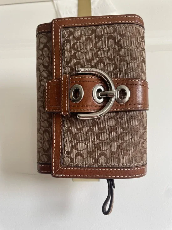 Coach Brown Signature Canvas Bifold Wallet with Tan Leather Trim - Picture 3 of 8